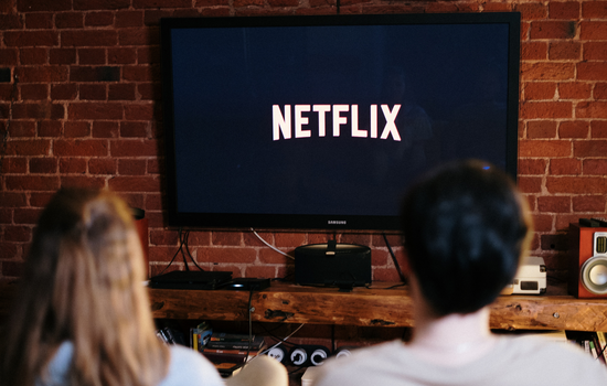 ¿Qué App de Streaming Elegir? La Batalla Entre Premium y Gratuito
